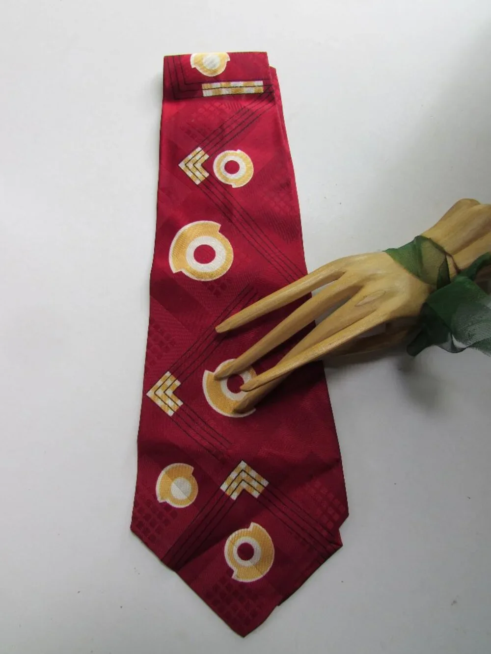 Vintage 1950 Era Men's Neck Tie Red & Yellow Circles